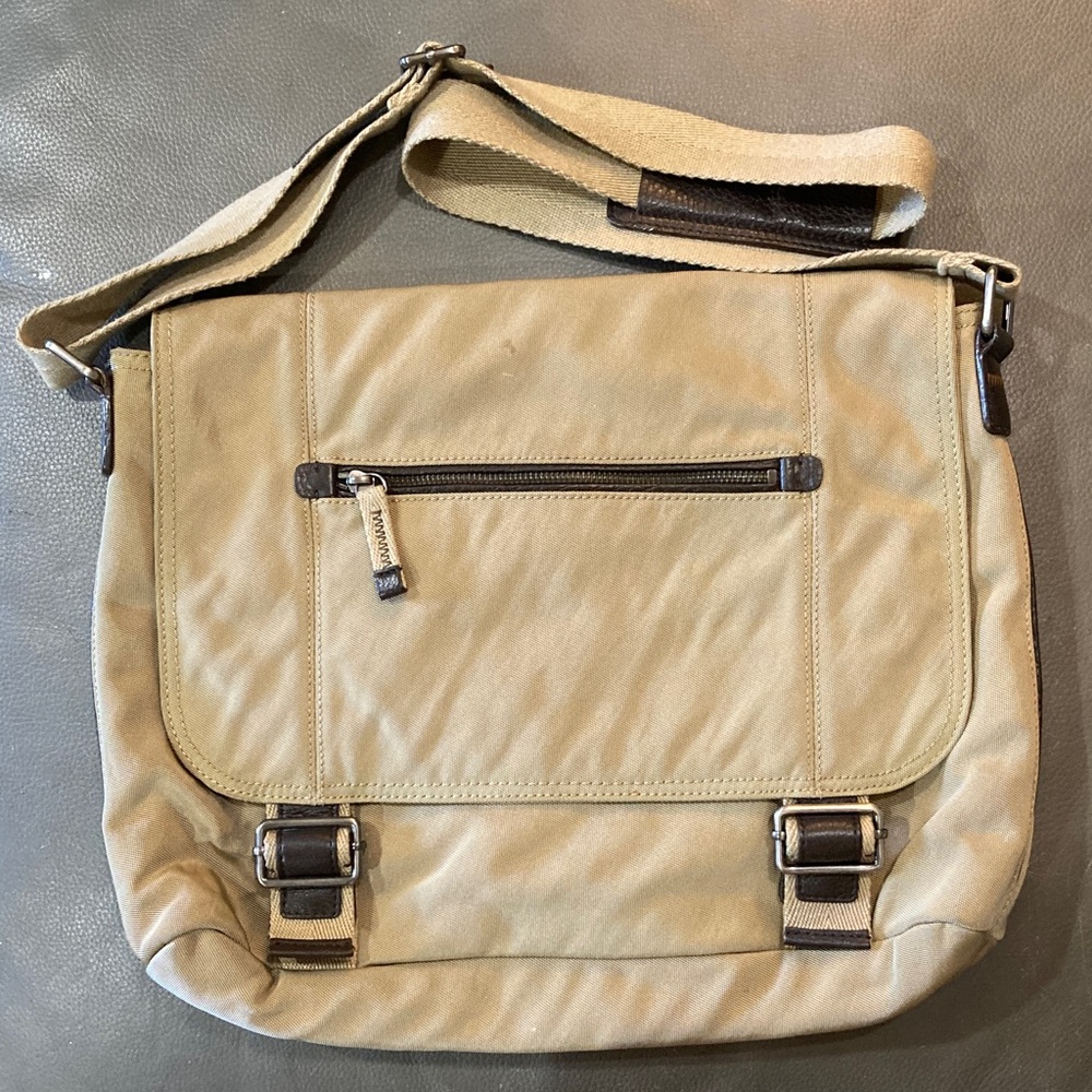 Banana Republic Messenger Bag 17x13